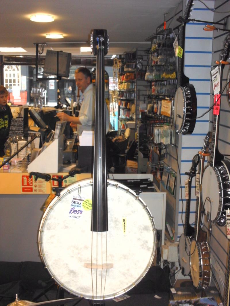 Bass Banjo 001.jpg
